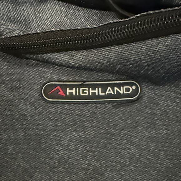 Gray Men's Duffel Bag - Everyday Travel & Gym Carry - Picture 4 of 11